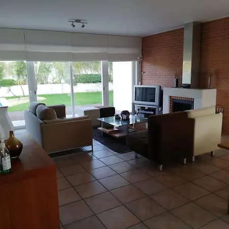 Vivenda Com Piscina Perto Da Apartment *