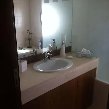 Vivenda Com Piscina Perto Da Apartment