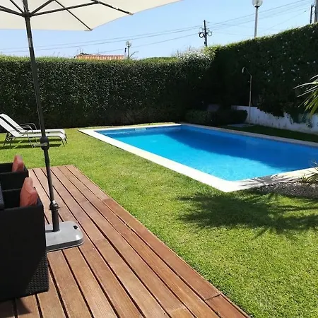Vivenda Com Piscina Perto Da Apartment