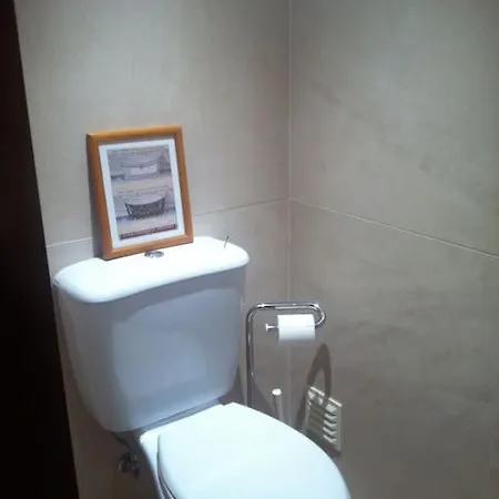 Vivenda Com Piscina Perto Da * Sesimbra
